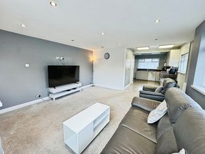 Photo 11- click for photo gallery